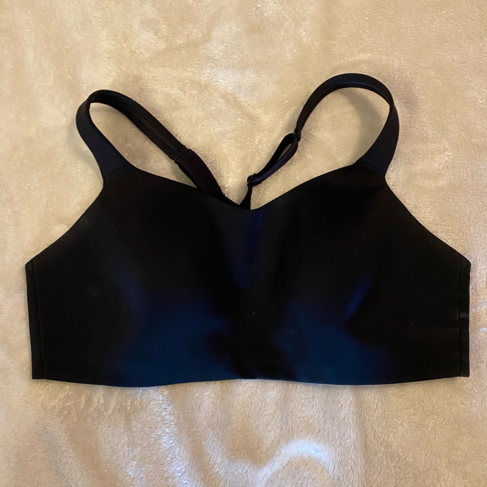 Lululemon black soft bra 32E